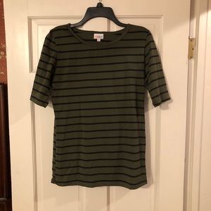 Olive LuLaRoe Gigi Top (L)